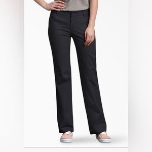 New With Tags. Dickies Women’s Flat Front Pants Size 6. Dark navy